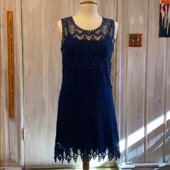 Dress - Picture 1 of 3